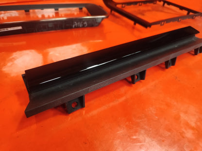 ✅2022 Range Rover Evoque L551 Trim Cover Black N8D2-044B78-BA + Warranty A169 - Image 10