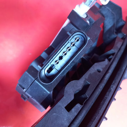 2019 Ford Galaxy MK3 Zetec Front Left Door Lock EM2A-U21813-DC Warranty A345 - Image 4