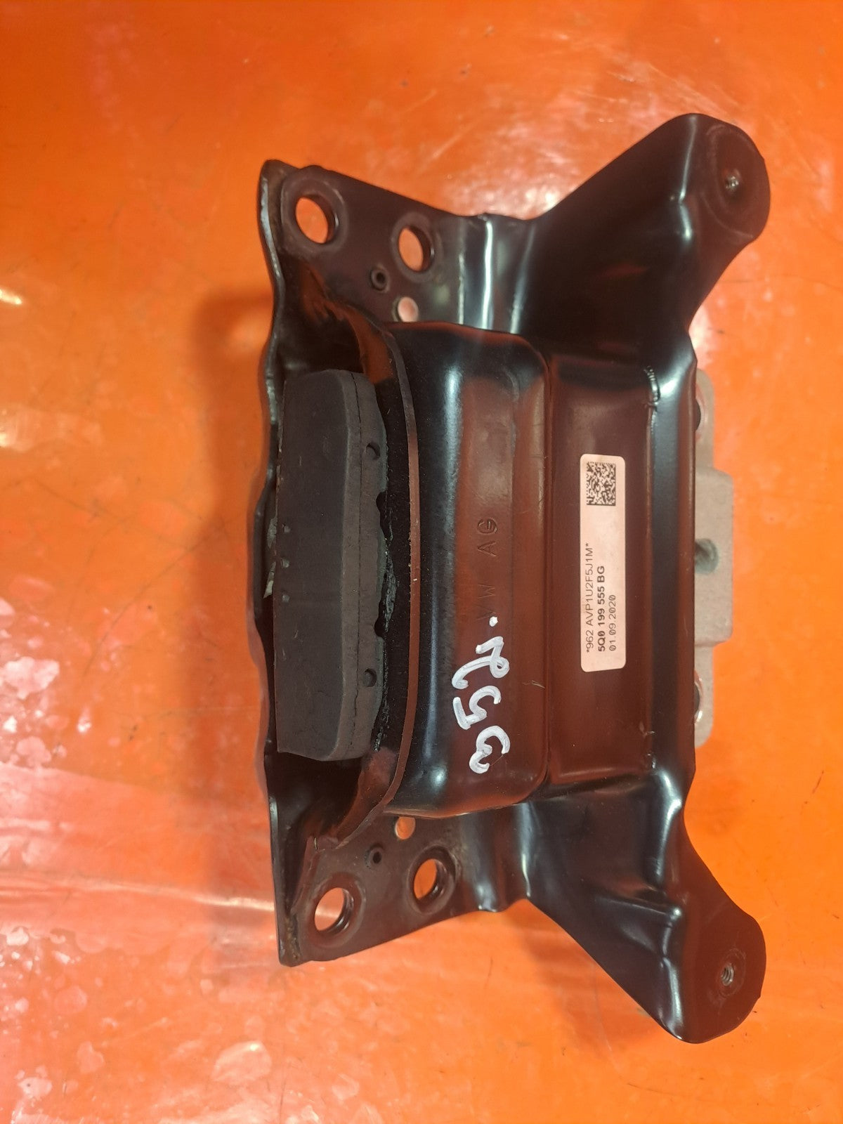 ebay-src:https://i.ebayimg.com/00/s/mtywmfgxmjaw/z/ivmaaeswvqlpnimp/$_57.jpg