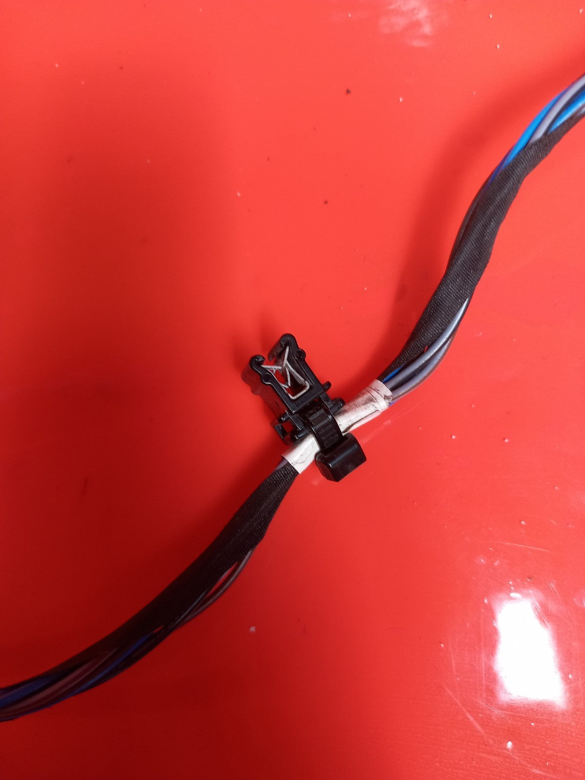 2024 Mercedes Sprinter W907 Rear Right Door Rubber Protective Hose A0009971051 - Image 9