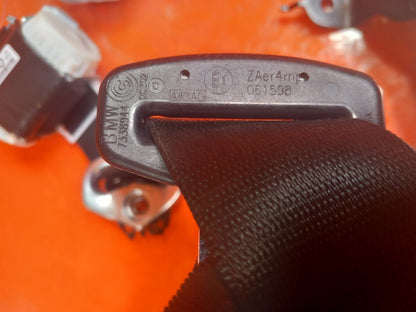 BMW F23 220D 2.0 Diesel 2016 Front Right And Left Seat Belt 7338944 7338943 A363 - Image 10