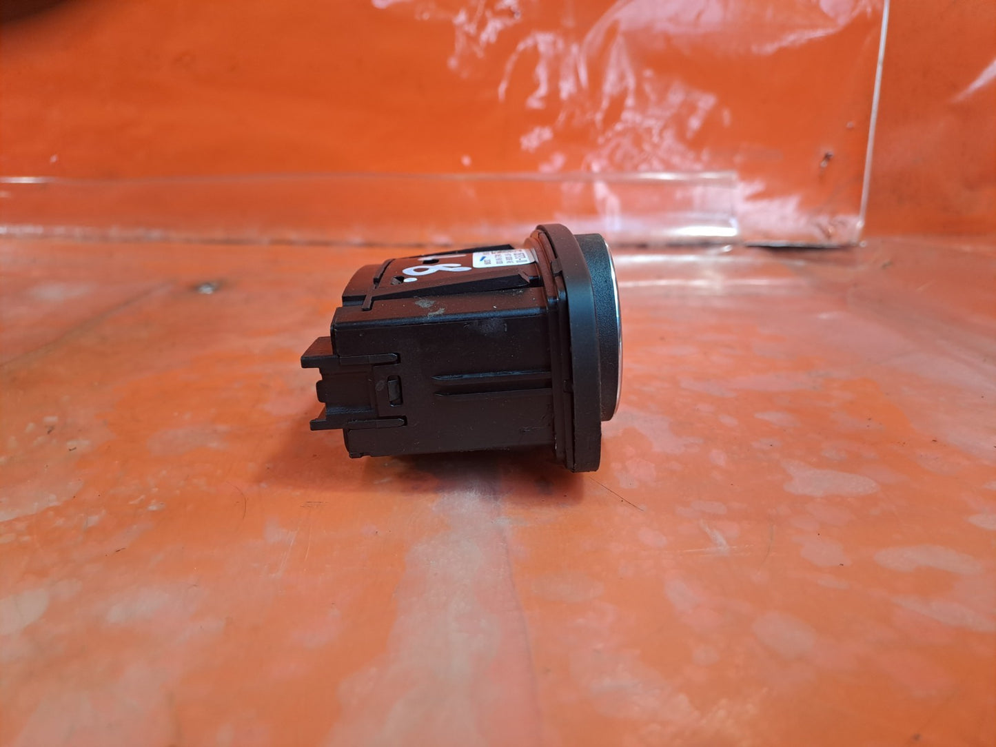 ebay-src:https://i.ebayimg.com/00/s/mtiwmfgxnjaw/z/vdcaaeswzitpqdrs/$_57.jpg