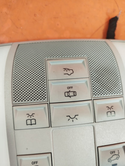 ✅2011 MERCEDES E CLASS W212 INTERIOR FRONT ROOF READING LIGHT A2129064301 A269 - Image 9