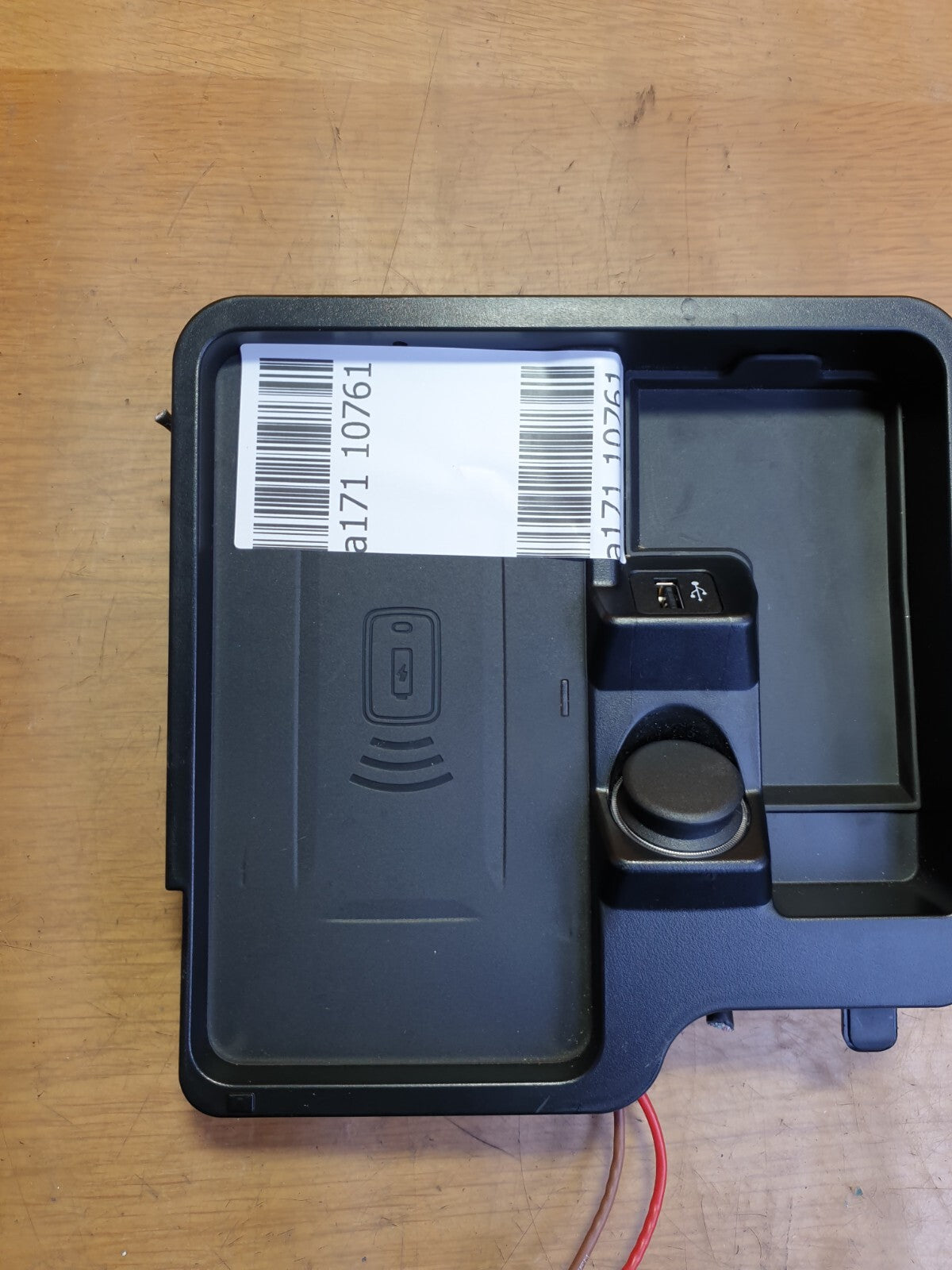 ✅2023 BMW Z4 G29 SDRIVE20i 2.0P WIRELESS CHARGING TRAY 6809005 + WARRANTY A171 - Image 2