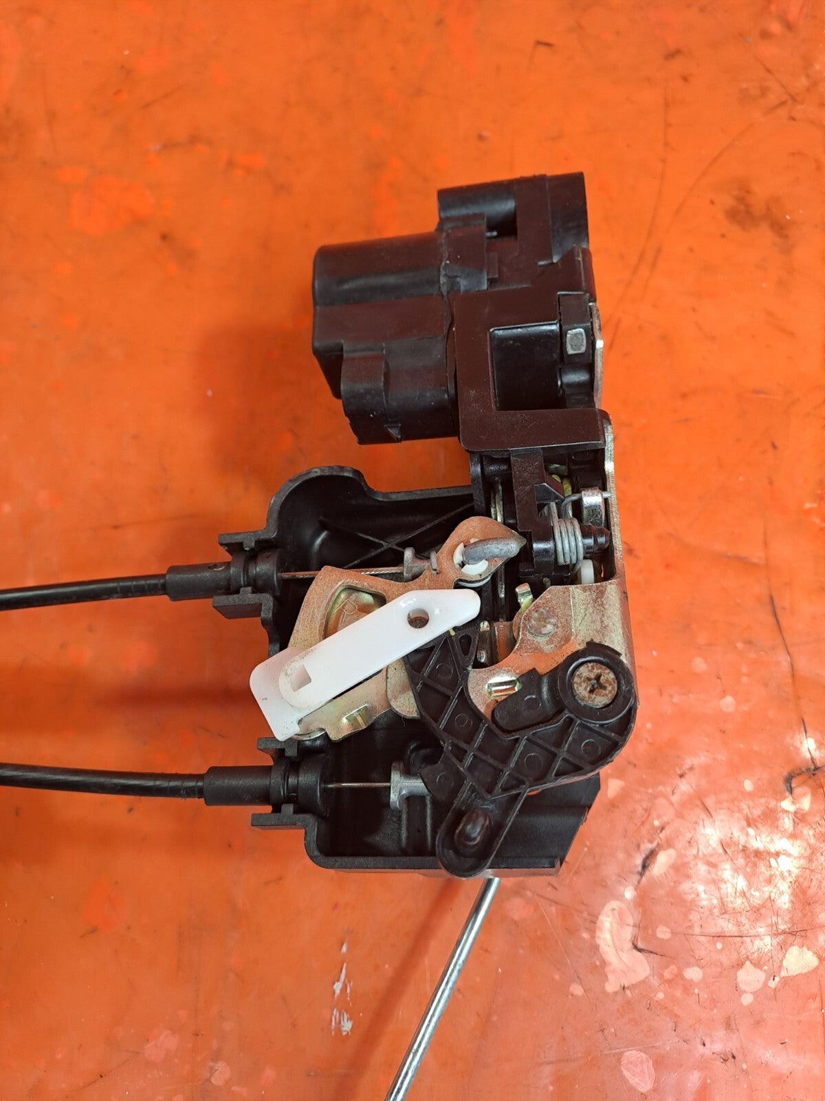 ✅Ssangyong Korando S 2013 2.0 Diesel REAR RIGHT DOOR LOCK Warranty A282 - Image 10