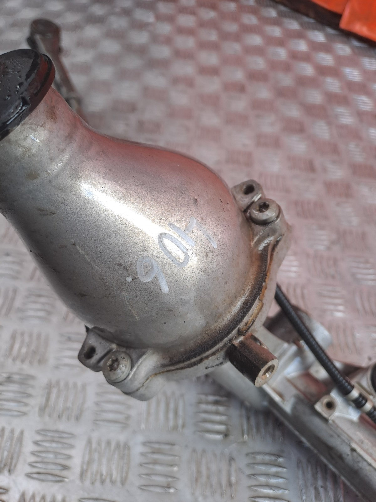 ebay-src:https://i.ebayimg.com/00/s/mtywmfgxmjaw/z/pt4aaesw0jpqitzd/$_57.jpg