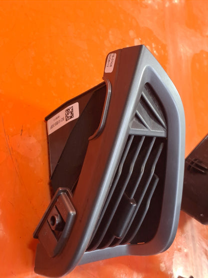✅FORD TRANSIT CUSTOM 2.2 DIESEL 2013 DASHBOARD AIR VENTS BK21V018B09CA Warranty - Image 5