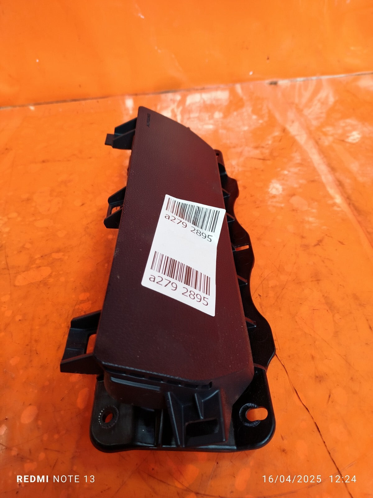 ✅Ssangyong Tivoli Ex 2016 1.6 Diesel RIGHT KNEE ARBAG 86203-35500 Warranty A279 - Image 2