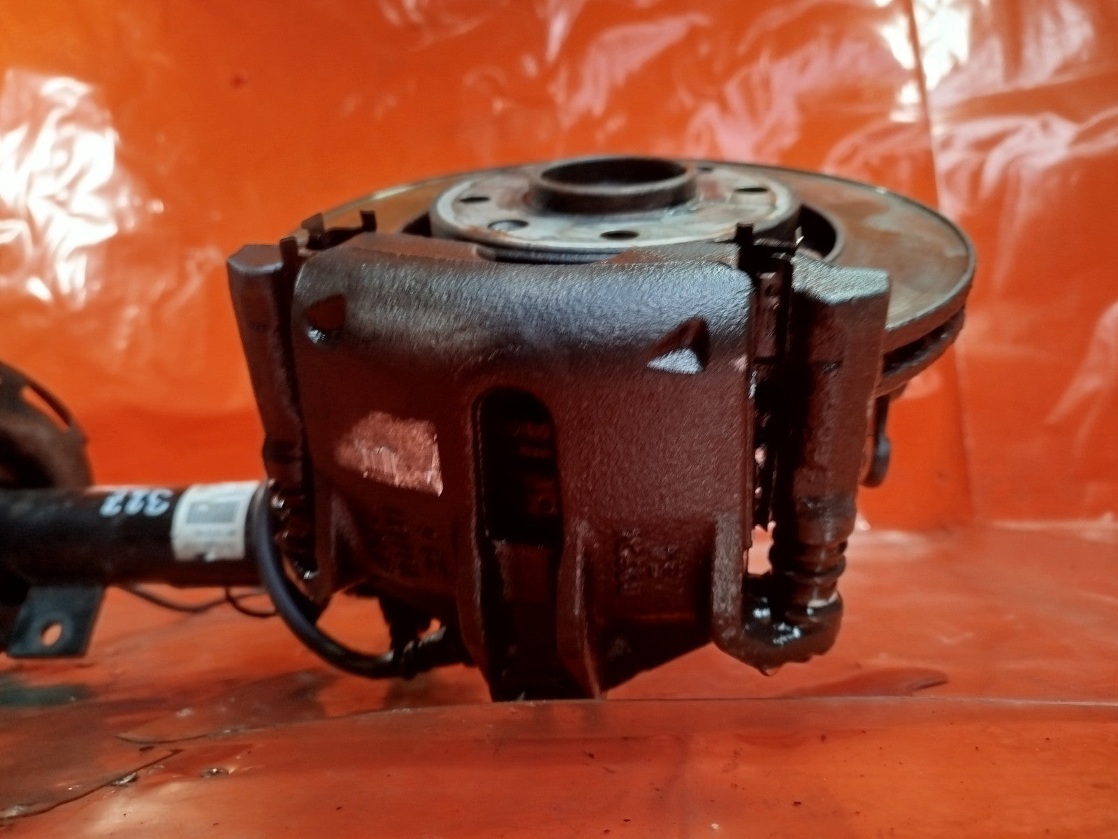 ✅CITROEN C4 CACTUS 1.6 DIESEL 2015 FRONT LEFT SUSPENSION LEG HUB 9811879180 A327 - Image 7