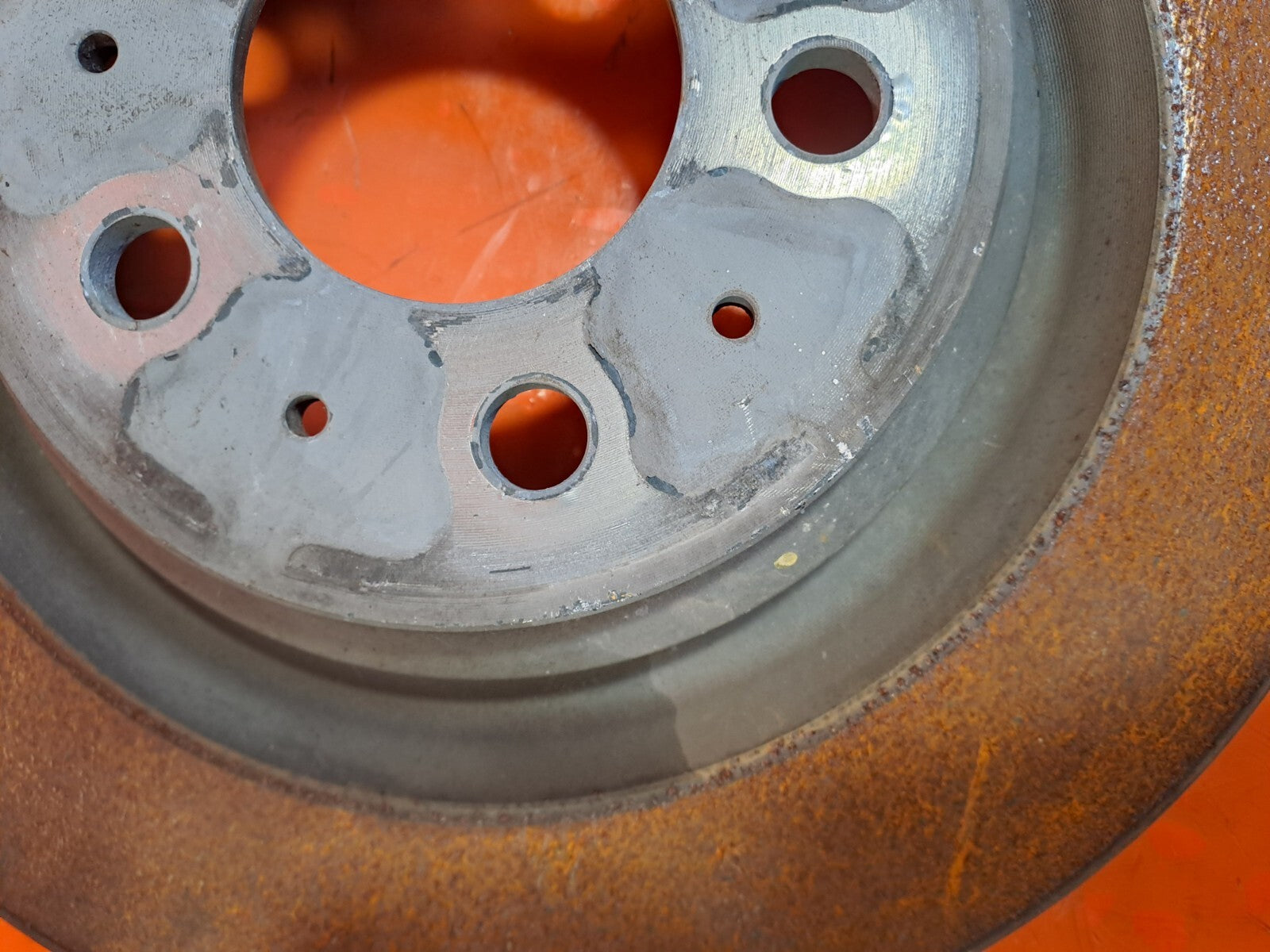 ✅TESLA MODEL 3 LONG RANGE 2020 REAR LEFT HUB SPINDLE & DISC 1044411-00-F A262 - Image 8