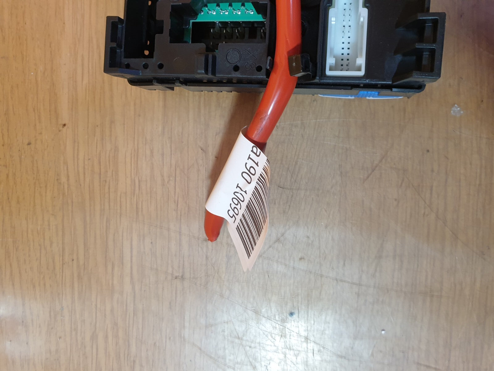 ebay-src:https://i.ebayimg.com/00/s/mtiwmfgxnjaw/z/7baaaoswz9fmzvaq/$_57.jpg