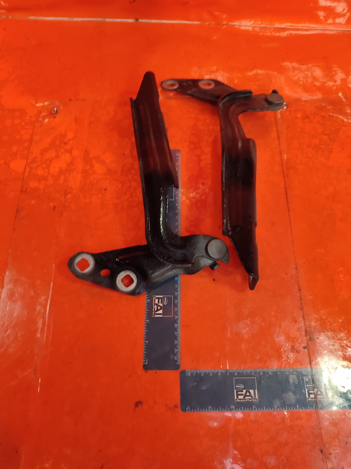 ✅2018 FORD GALAXY ZETEC BONNET HINGE PAIR EM2B-R16800-BA + WARRANTY A301 - Image 4