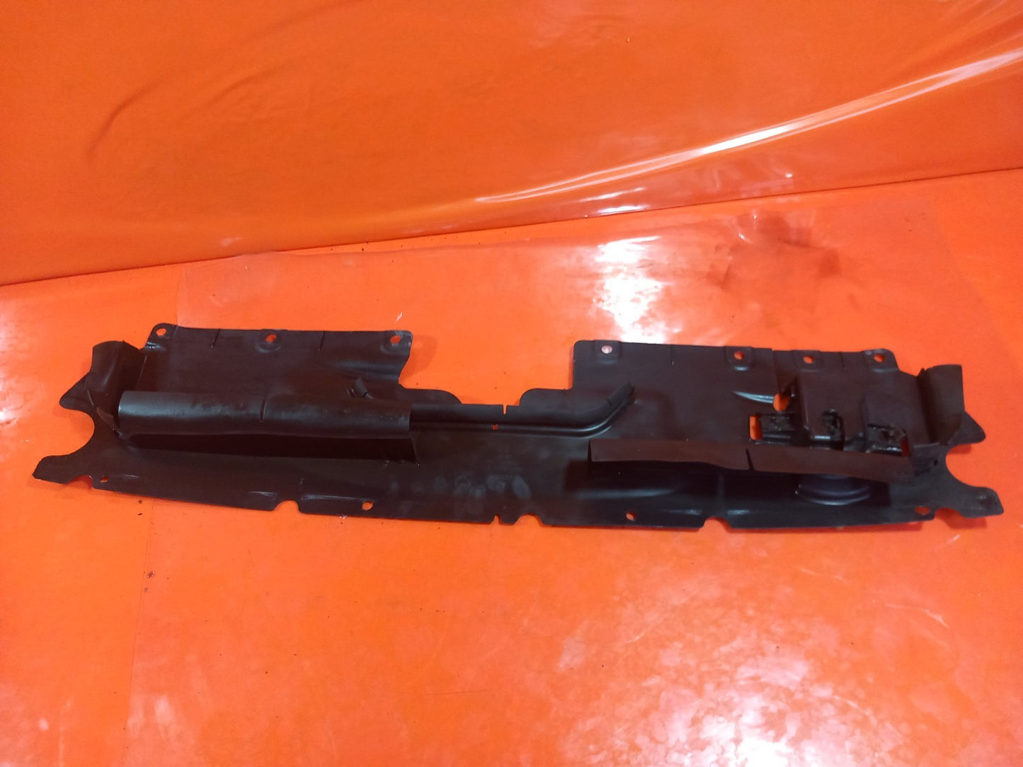 2019 Ford Galaxy MK3 Zetec Slam Panel Upper Cover Panel EM2B-R16613-AC A345 - Image 9