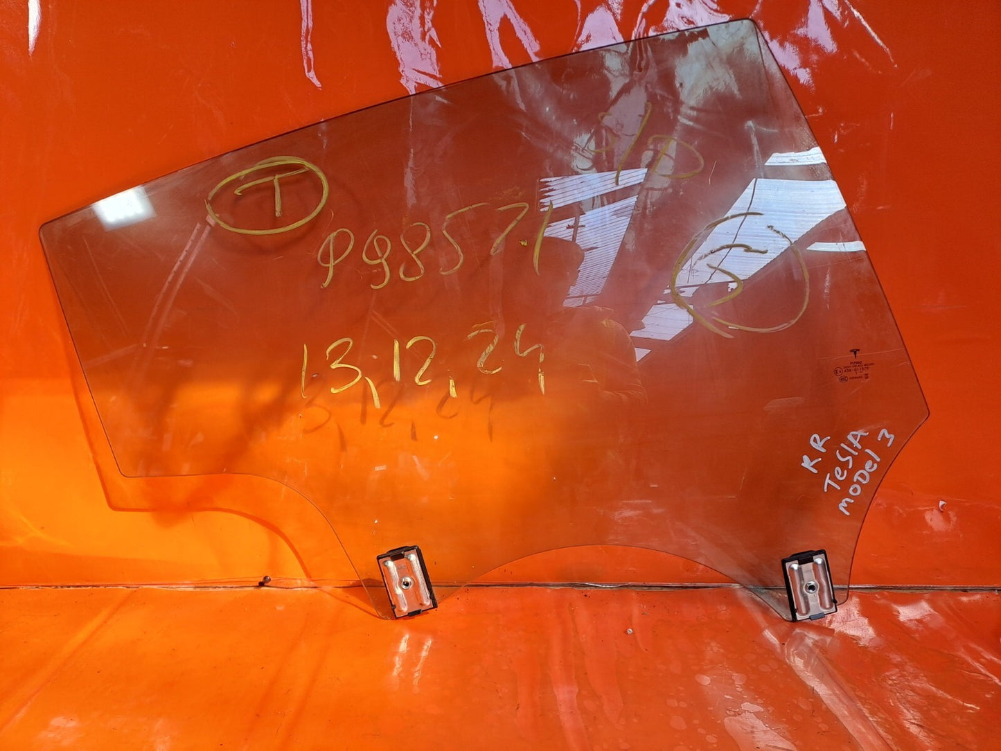 ✅2018-2025 TESLA MODEL 3 REAR RIGHT DOOR WINDOW GLASS 43R-011570 + WARRANTY A241 - Image 2