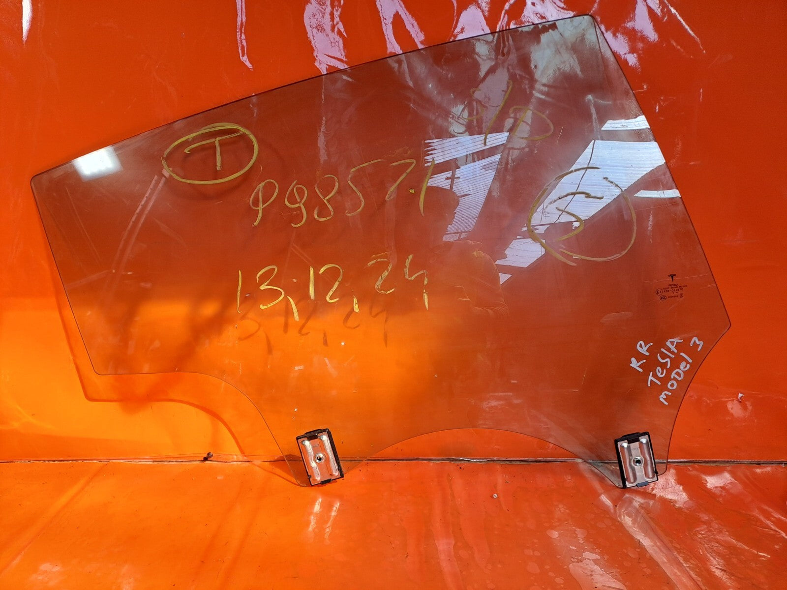 ✅2018-2025 TESLA MODEL 3 REAR RIGHT DOOR WINDOW GLASS 43R-011570 + WARRANTY A241 - Image 2