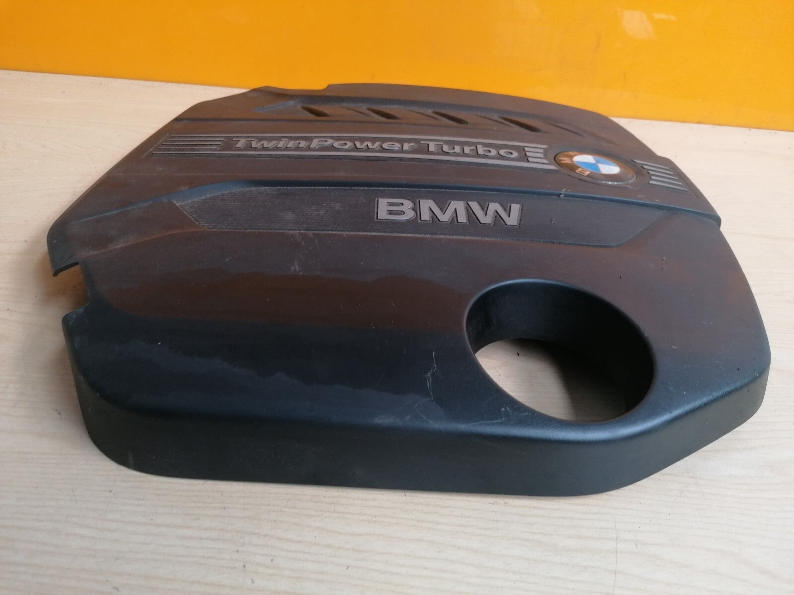 ebay-src:https://i.ebayimg.com/00/s/mtiwmfgxnjaw/z/nnwaaoswr6vkyf31/$_57.jpg