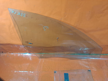 ✅2021 MERCEDES CLA C118 AMG LINE FRONT RIGHT DOOR GLASS A1187250200 A358 - Image 3