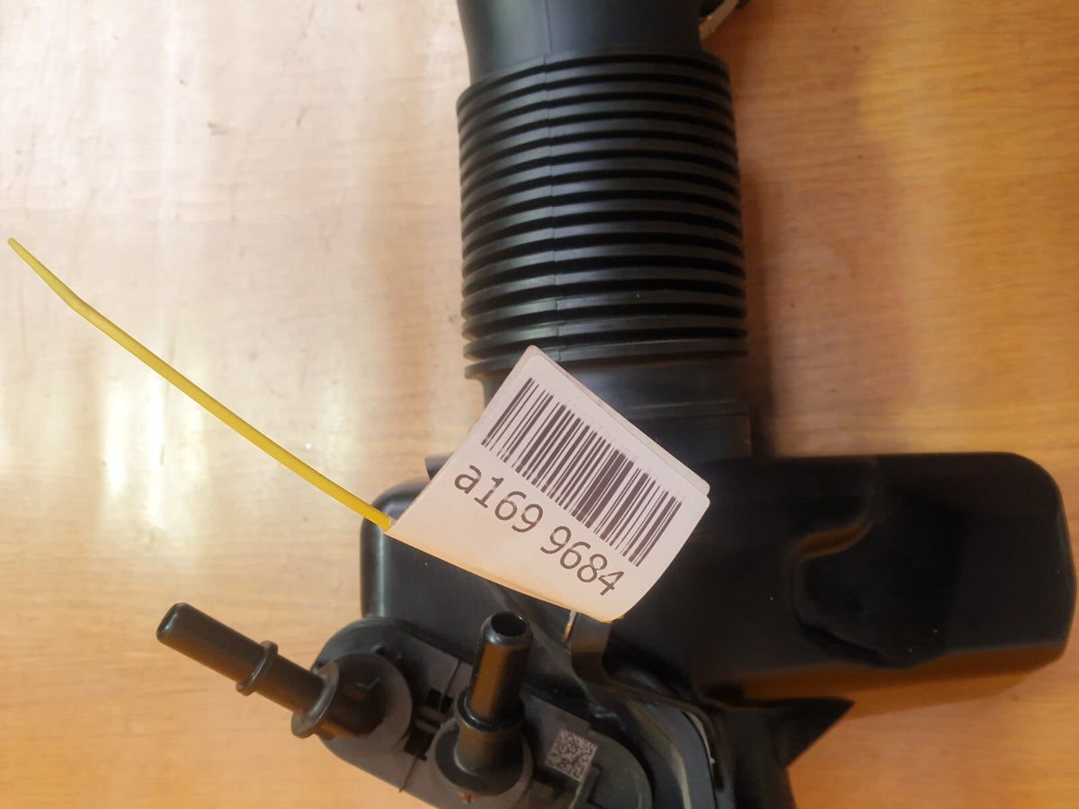 2022 Range Rover Evoque L551 Air Intake Pipe L8D2-9C623-AE Warranty A169 - Image 11