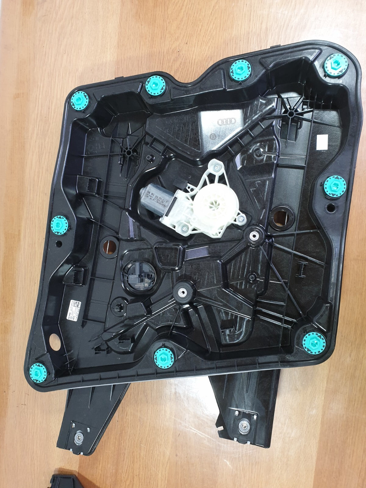 ✅Audi Q4 E-Tron S Line 2023 Front Right Door Window Regulator 11A837402G A206 - Image 9