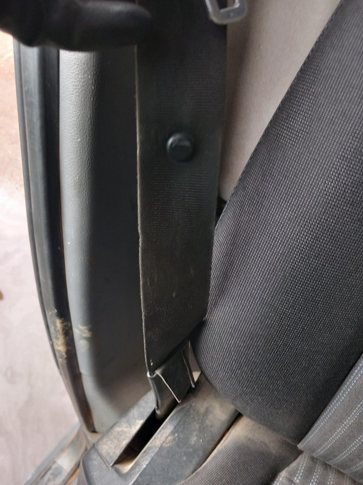 2019 Ford Transit 310 Front Right Driver Seat Belt BK31-V61294-ADW Warranty A424 - Image 4