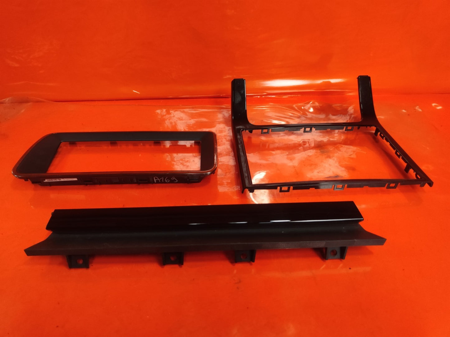 ✅2022 Range Rover Evoque L551 Trim Cover Black N8D2-044B78-BA + Warranty A169 - Image 2
