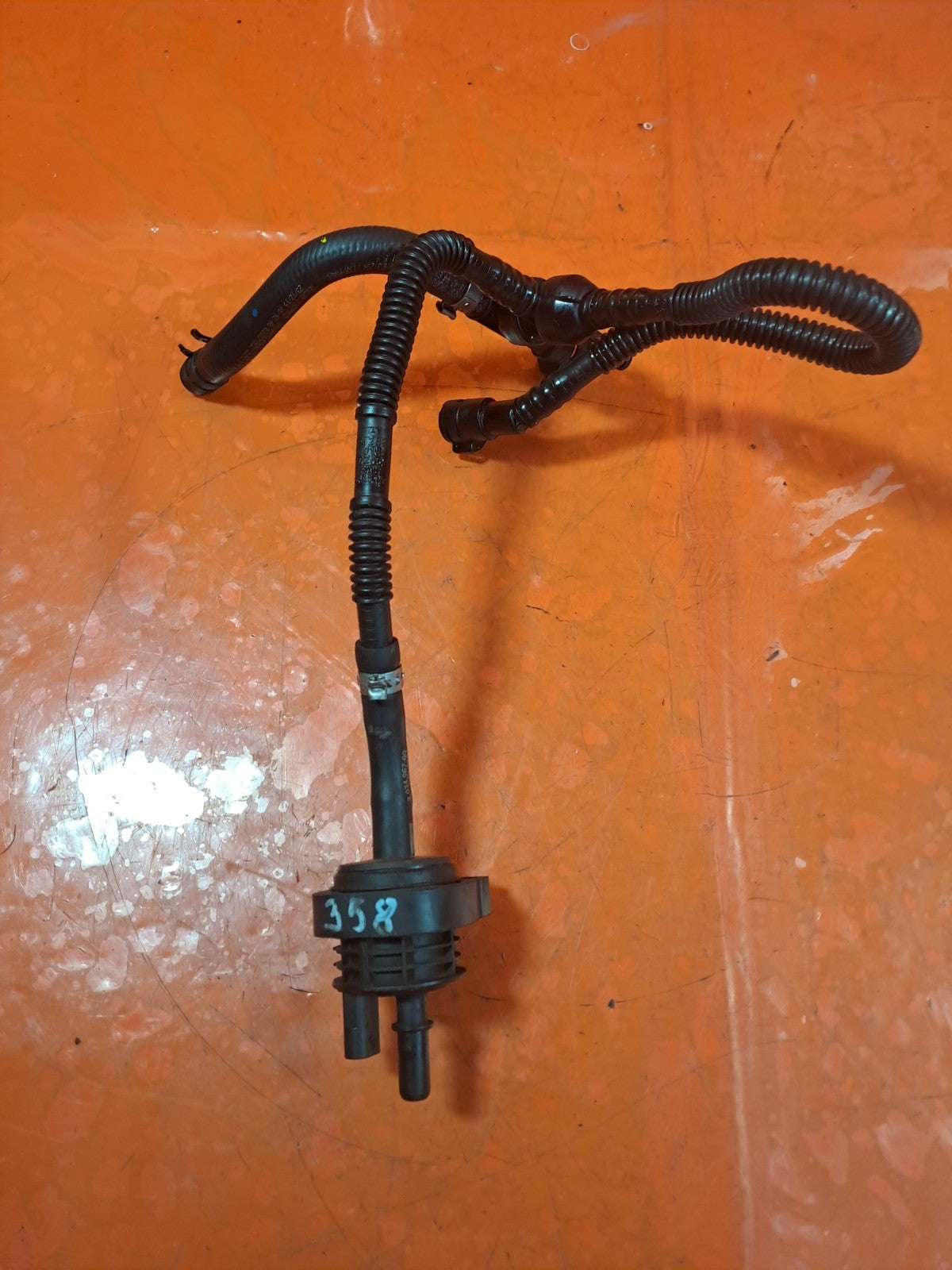 ✅MERCEDES CLA 180 AMG LINE 1.3 PETROL 2021 VACUUM PURGE VALVE A0004703700 A358 - Image 2