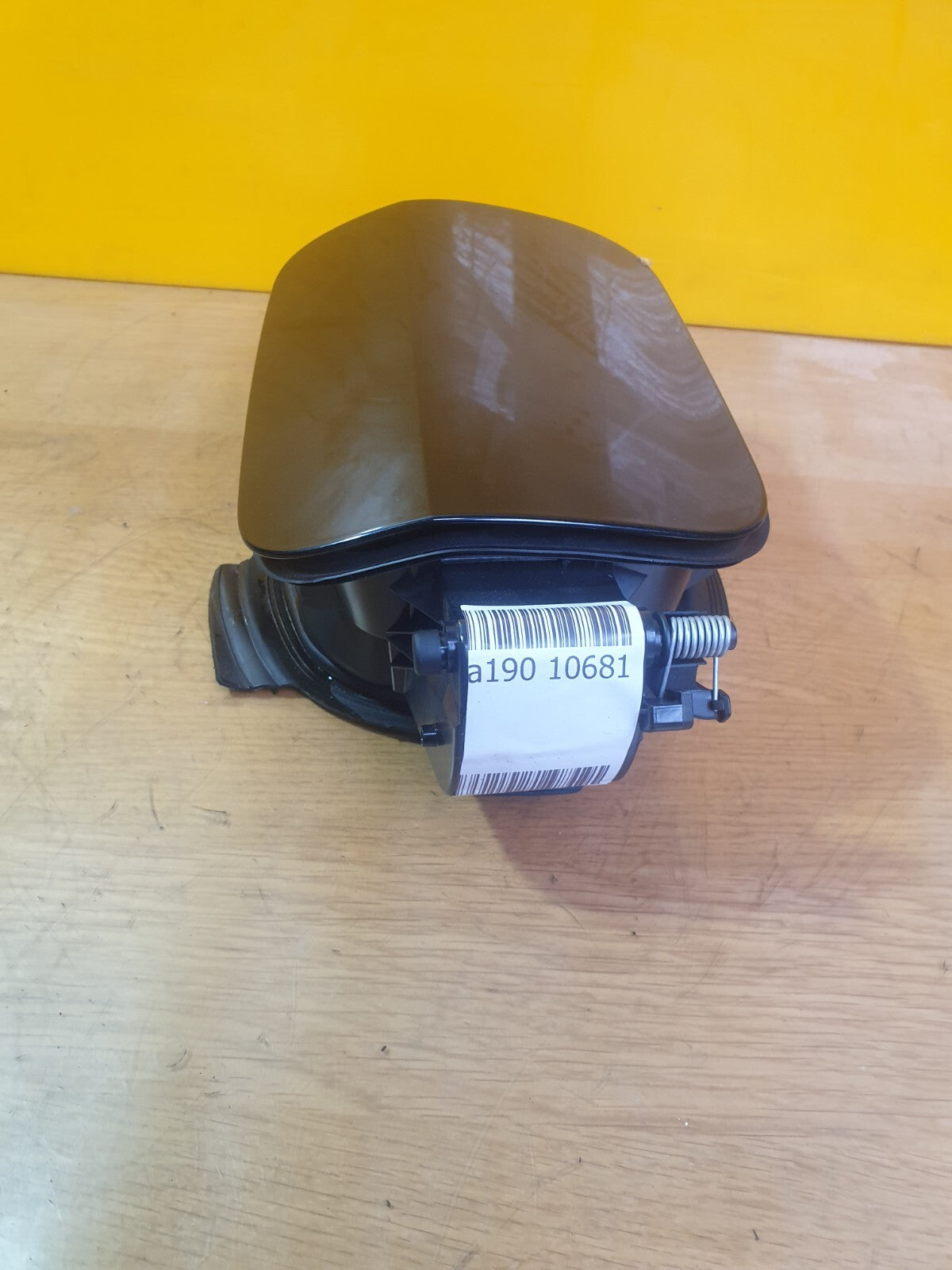 ebay-src:https://i.ebayimg.com/00/s/mtywmfgxmjaw/z/9keaaoswm~rmcvsr/$_57.jpg