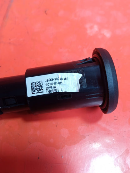 ✅Jaguar I-Pace Ev400 X590 2020 USB Socket Connector J9D319010AB Warranty A375 - Image 7