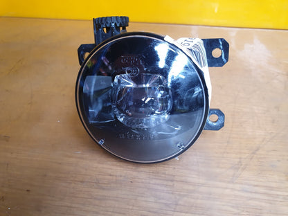 ✅PEUGEOT 2008 MK2 GT EV ELECTRIC 2020 FRONT LEFT OR RIGHT FOG LAMP 9826960480 - Image 2
