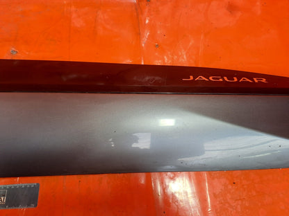 ✅2020 Jaguar I-Pace X590 Front Right Door Lower Molding J9D3-21064-A A375 - Image 3