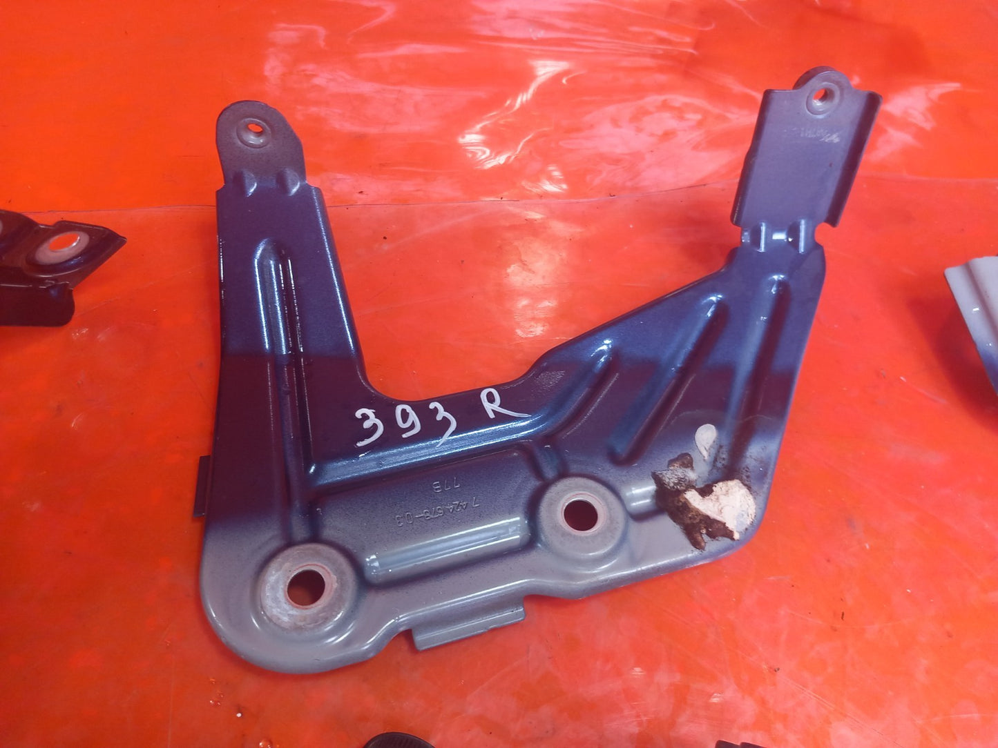2019 BMW X3 G01 Front Right Wing Mounting Bracket Set 7424678 Warranty A393 - Image 6