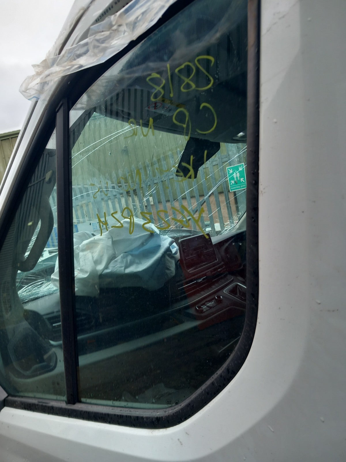 2023 Maxus Deliver 9 Front Left Door Window Glass Warranty A425 - Image 3