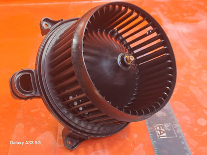 ebay-src:https://i.ebayimg.com/00/s/mtiwmfgxnjaw/z/yaqaaeswnidpfsoa/$_57.jpg