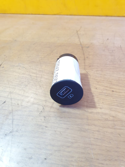 ✅2023 HYUNDAI BAYON PREM T-GDi 1.0P USB CHARGING PORT SOCKET CONNECTOR A200 - Image 4