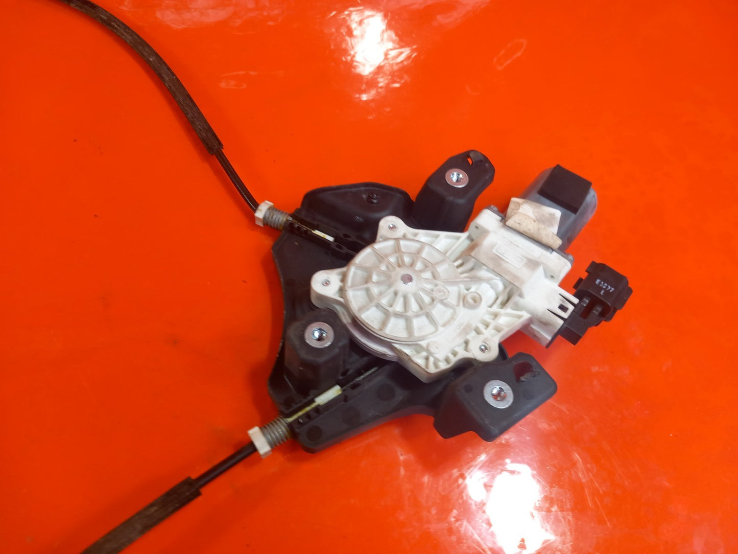 2017 Ford Transit Connect Front Right Window Regulator Motor DT11-V23200-AD A369 - Image 5