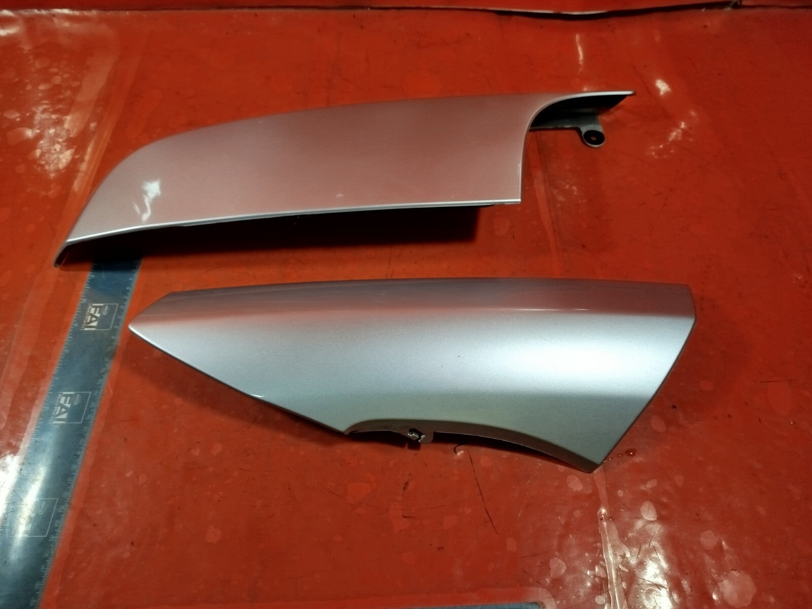 ✅Ford Transit Custom 2.0 D 2019 FRONT BODY PILLAR FINISH TRIM&REAR LEFT QUARTER - Image 2