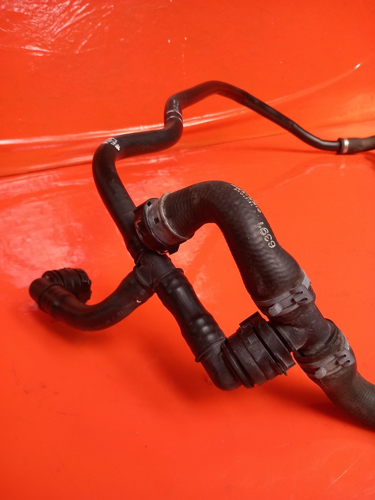 ebay-src:https://i.ebayimg.com/00/s/mtywmfgxmjaw/z/v5maaeswxybqfw-t/$_57.jpg