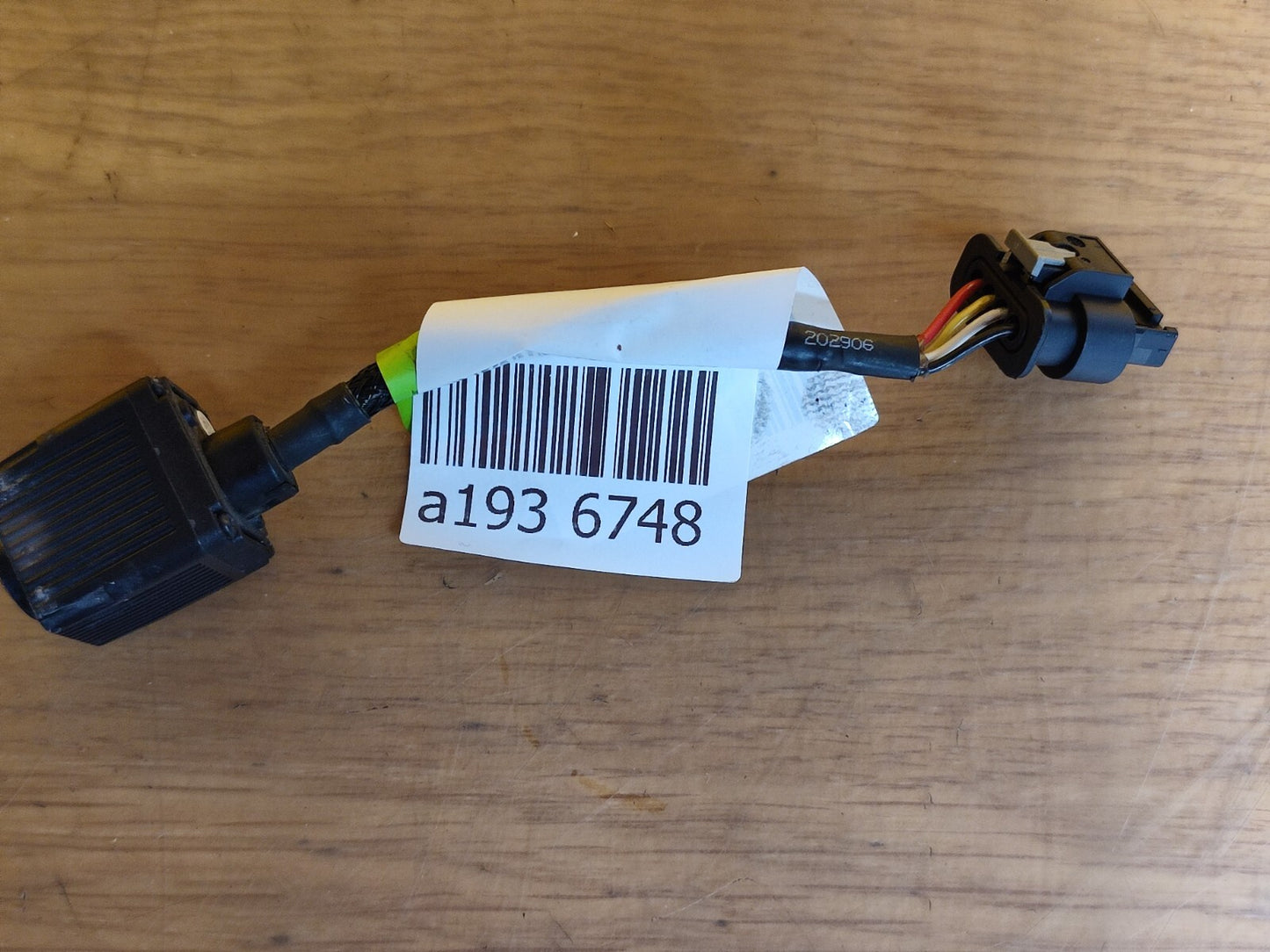 ebay-src:https://i.ebayimg.com/00/s/mtiwmfgxnjaw/z/tf4aaoswdddmjgv5/$_57.jpg
