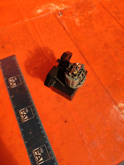 ✅2018 FORD GALAXY ZETEC FUEL PUMP CONTROL MODULE FU5A-9D370-KA + WARRANTY A301 - Image 5