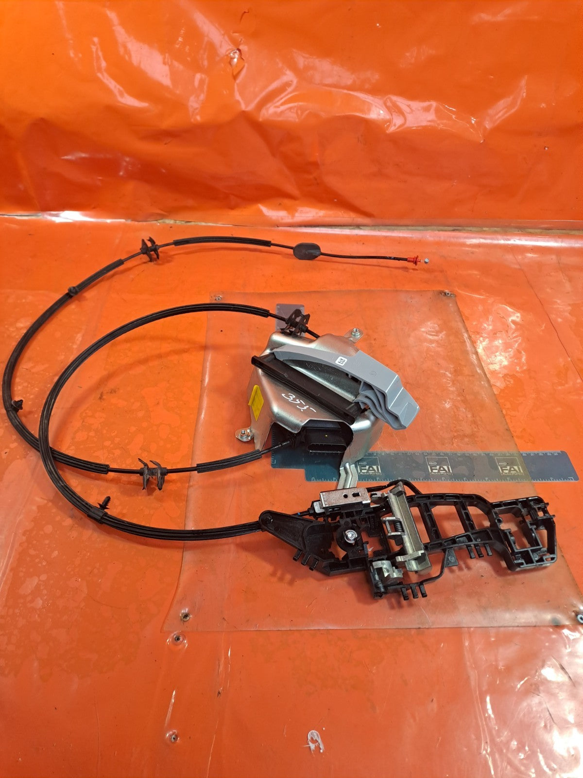 ✅FORD TRANSIT CONNECT 1.6 DIESEL 2015 REAR LEFT DOOR LOCK DT11V264A01KJ Warranty - Image 3