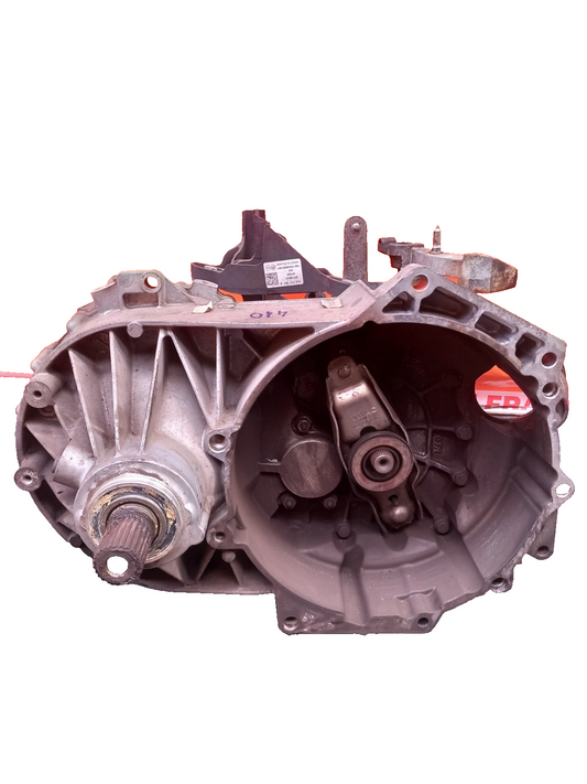 2021 VW Transporter T30 5 Speed Manual Gearbox UDY Warranty A410 - Image 1