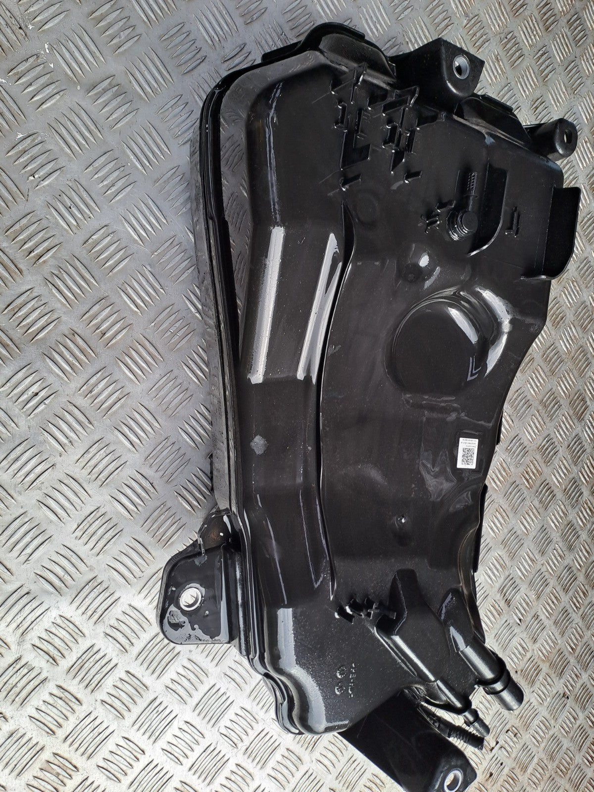 ebay-src:https://i.ebayimg.com/00/s/mtywmfgxmjaw/z/b8caaeswg8rpi56c/$_57.jpg