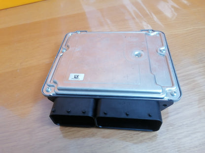 BMW 3 SERIES E90 E91 2.0 DIESEL ENGINE CONTROL MODULE ECU 0281018552 8518269 X00 - Image 10