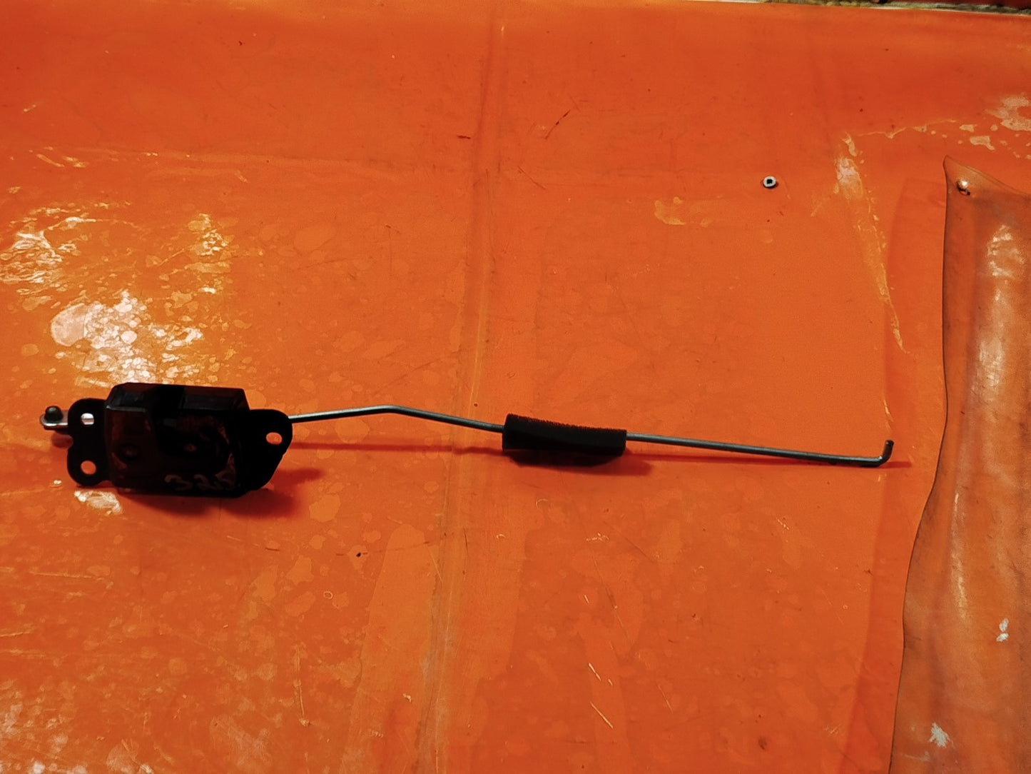 ✅2010 HYUNDAI I800 REAR TAILGATE BOOT LOCK + WARRANTY A325 - Image 1