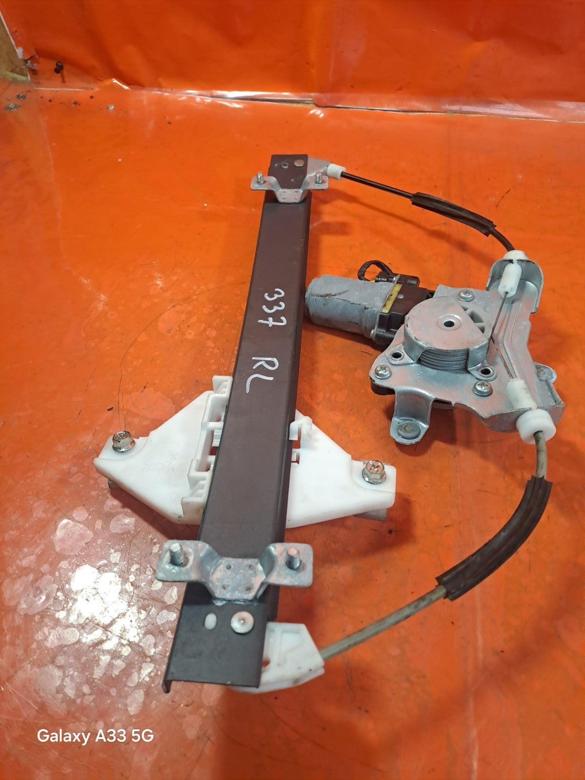 ✅SSANGYONG KORANDO 2.2 DIESEL 2015 REAR LEFT WINDOW MOTOR & REGULATOR Warranty - Image 7