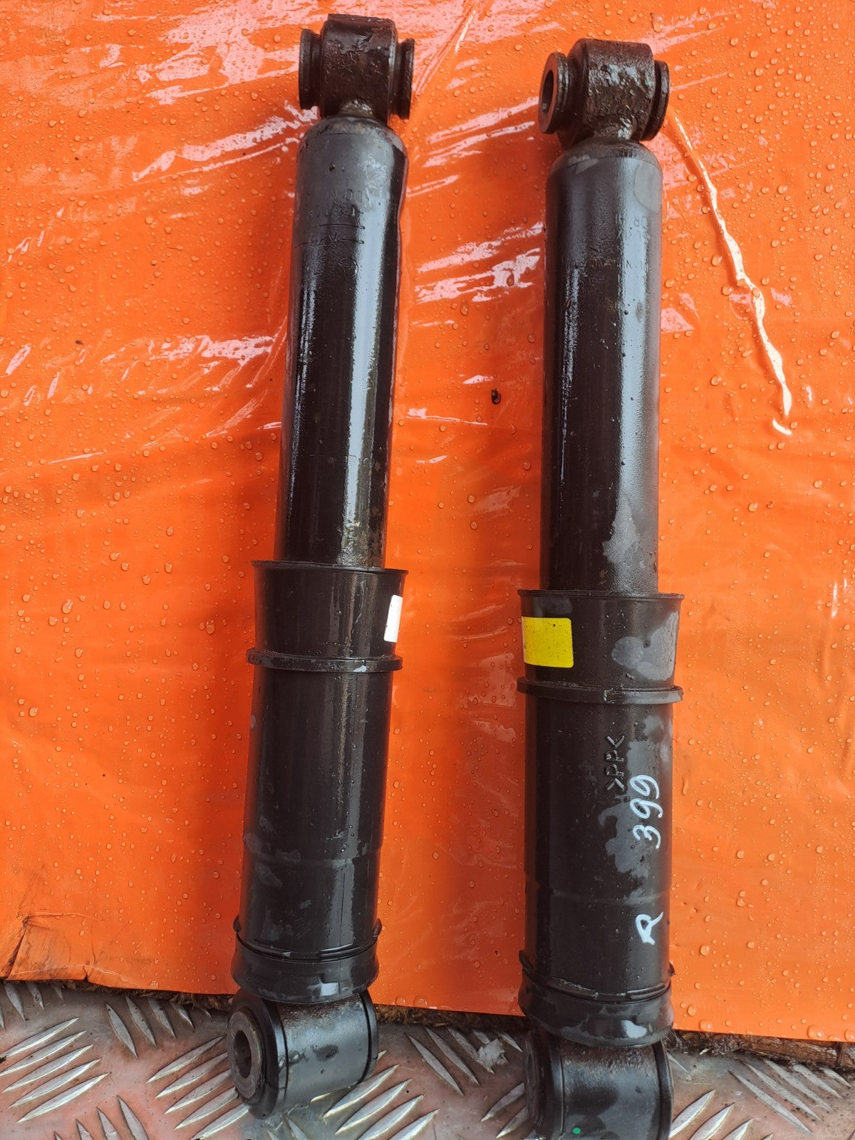 2021 Mercedes W415 Citan Rear Shock Absorber Pair A4153260200 Warranty A399 - Image 3