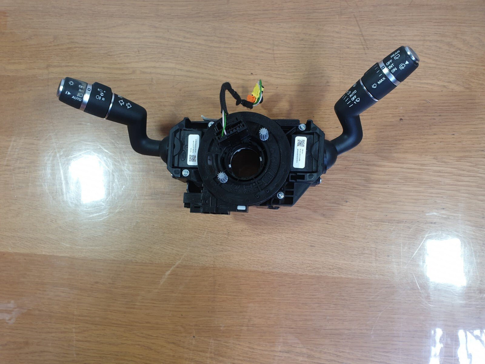 ebay-src:https://i.ebayimg.com/00/s/mtiwmfgxnjaw/z/sgiaaosw29pmygli/$_57.jpg