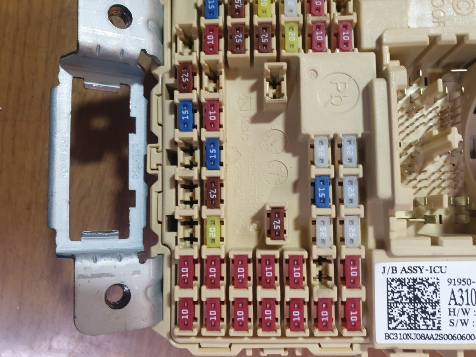 ebay-src:https://i.ebayimg.com/00/s/mtiwmfgxnjaw/z/tniaaoswjyvmlyy5/$_57.jpg