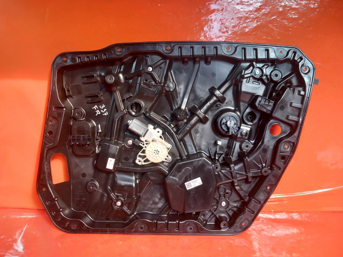 ebay-src:https://i.ebayimg.com/00/s/mtiwmfgxnjaw/z/w6yaaeswif5qtilg/$_57.jpg