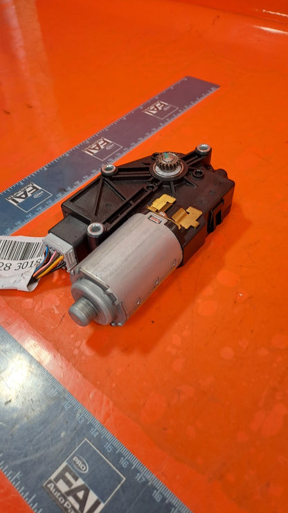 KIA XCEED 1.5 PETROL 2021 ELECTRIC SUNROOF MOTOR K8110-J7000 81680-J7900 A228 - Image 6